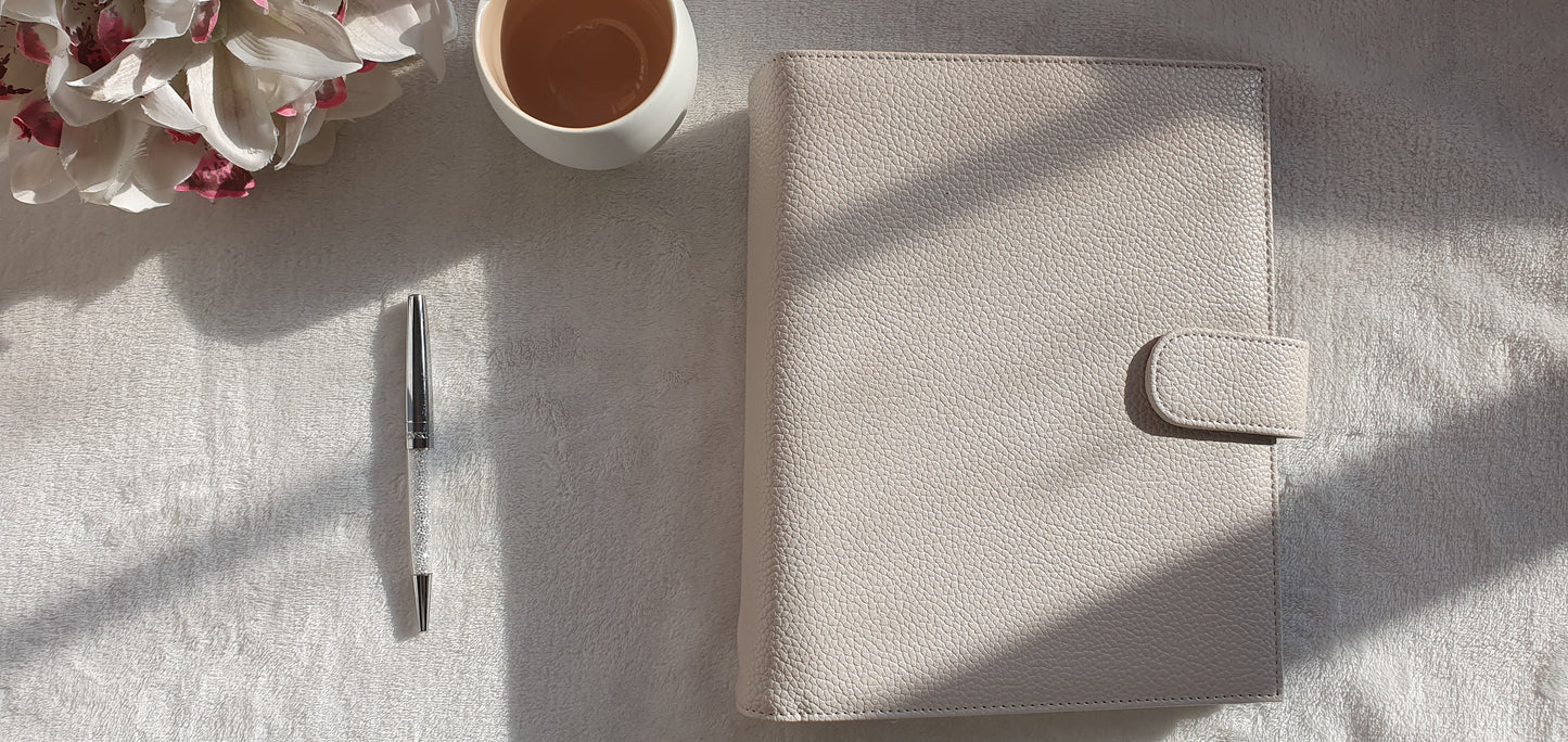 Maxi A5 Vegan Leather Folder | PAPER AGENDA