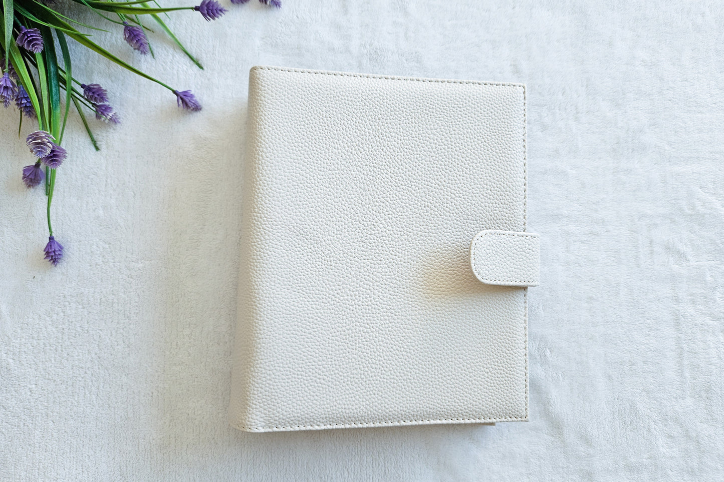 Maxi A5 Vegan Leather Folder | PAPER AGENDA